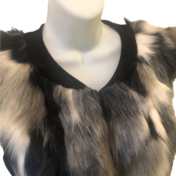 CAbi Frosty Faux Fur Multi Color Vest Sz. M #3380 Lined Fun Cozy Date Nite - Picture 7 of 10